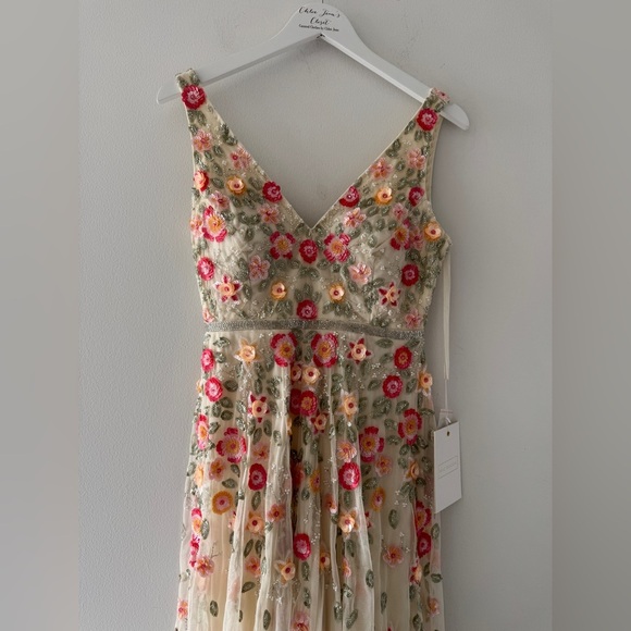 MAC DUGGAL NWT White V Neck Sleeveless Midi Floral Beaded A Line Dress 4 - Picture 7 of 12